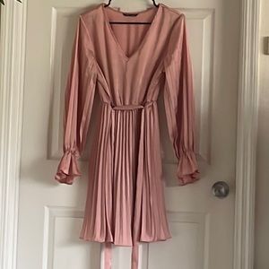 Satin feel and non-stretch.